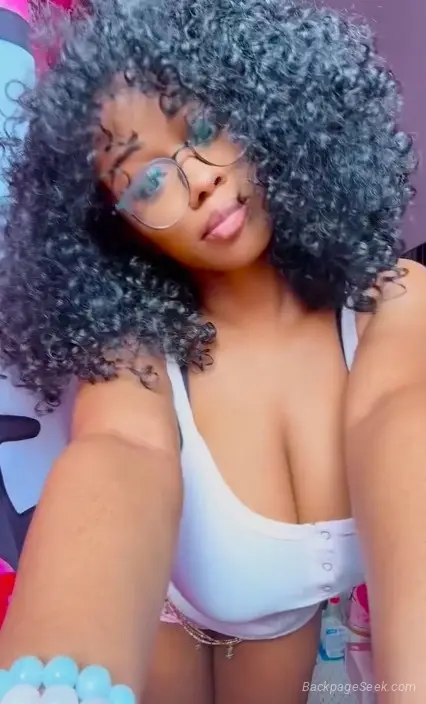 I am black beauty chocolate Queen I am available incall or o... in San Antonio – Women Seeking Men photo 2