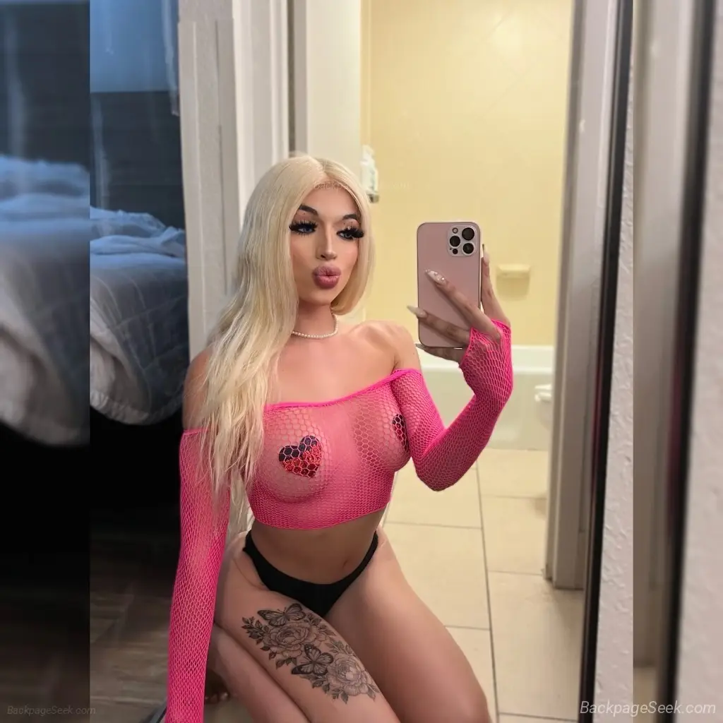 barbie visting ultimos dias in San Antonio – Women Seeking Men photo 5
