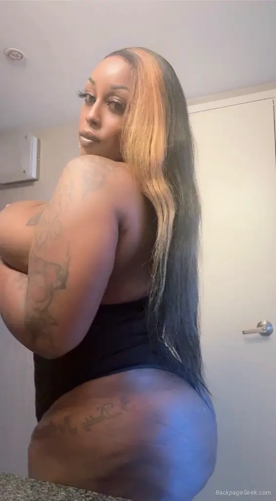 Bigg Booty H CUP Hottie VISITING TOWN INCALL Special in San Diego – Women Seeking Men photo 2