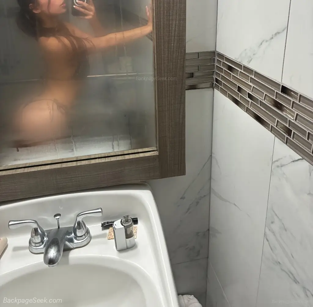 Petite spicy Latina in San Fernando Valley – Women Seeking Men photo 3