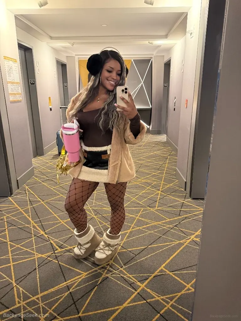 Sweet and Busty in San Francisco – Women Seeking Men photo 5