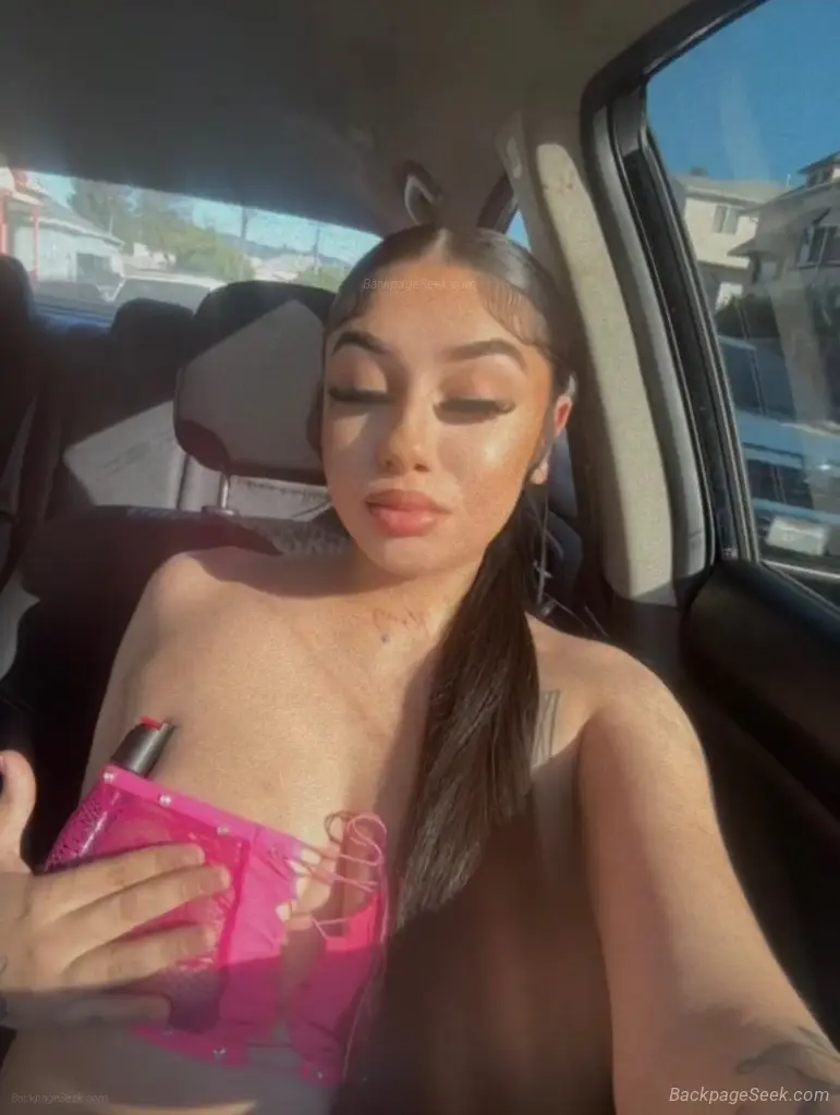 OUTCALLS AND DOUBLES AVAILABLE NOW CUM SEE DESIRE