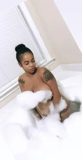 Sexy Baddie up early waitin on You Incall or Outcall cardate... in San Jose – Women Seeking Men photo 3