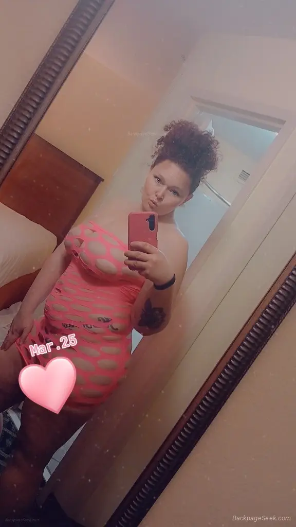 its yea girl juicyy comee see mee MIDTOWN SOUTHSIDE