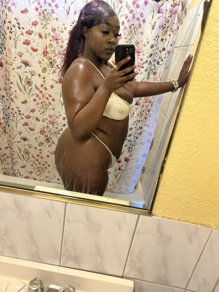 In town incalls only cum relax im fetish friendly no time ru... in Savannah – Women Seeking Men photo 4