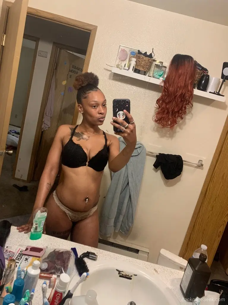 Unforgettable Ruby in Seattle – Women Seeking Men photo 4