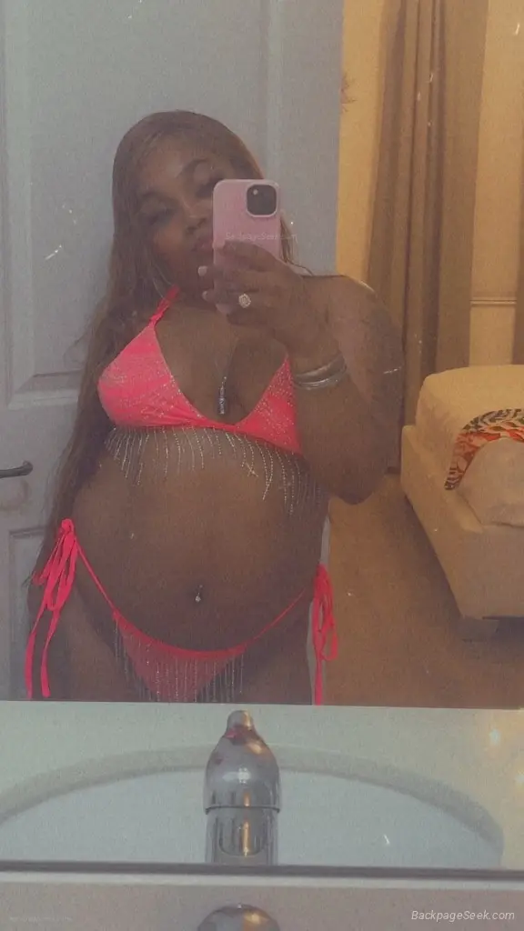 black and pacific islander 4ft 7in petite and thick