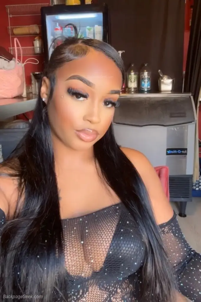 Curvy Exotic RedBone Book Now