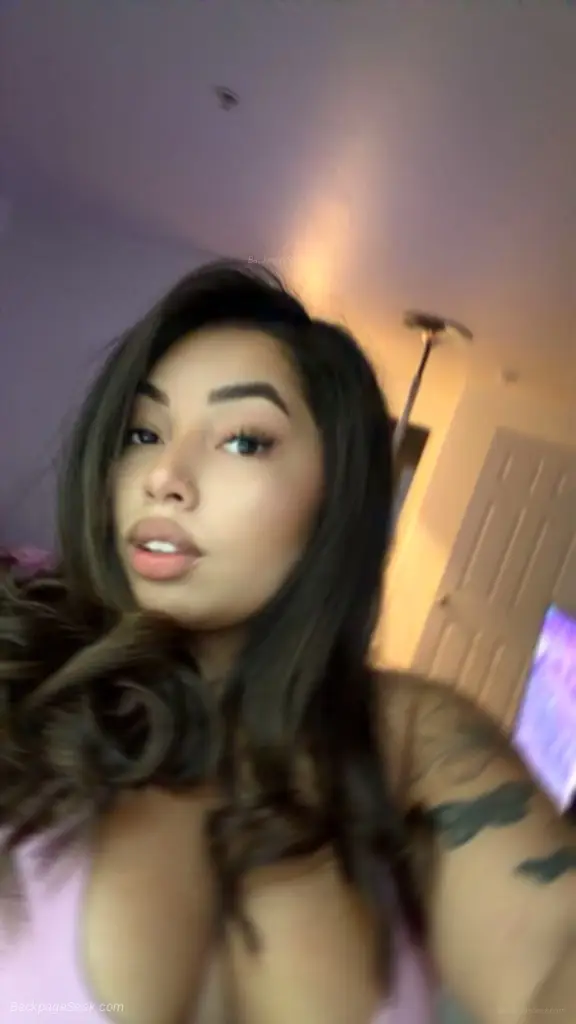 LOOKING FOR FUN WITH THICK LATINA PRINCESS in Seattle – Women Seeking Men photo 2