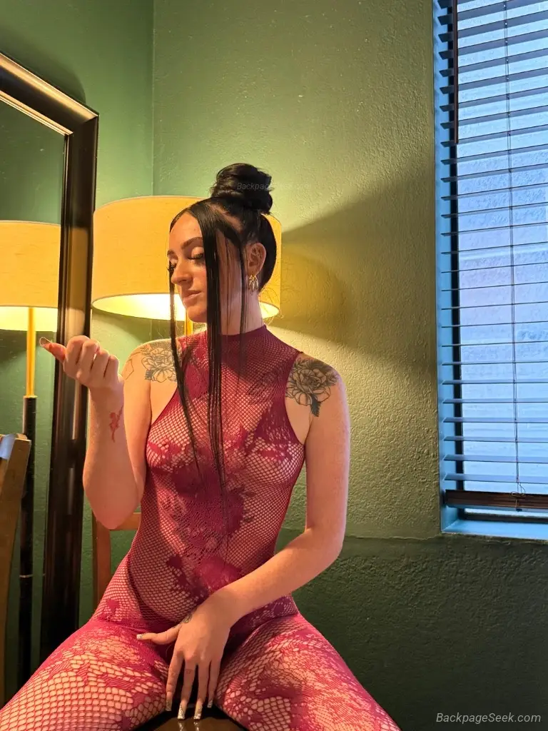 Hailey Has Arrived- In town for a few nights in Seattle – Women Seeking Men photo 3