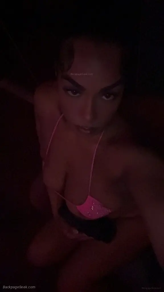 THE WHOLE PACKAGE Exotic bombshell awaits guaranteed satisfa... in Seattle – Women Seeking Men photo 2