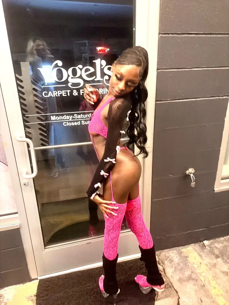 sexy slim babe