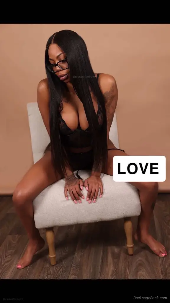 INCALLS ONLY INCALLS ONLY NEW EXOTIC PETITE HOttie W PORNSTA... in Seattle – Women Seeking Men photo 2