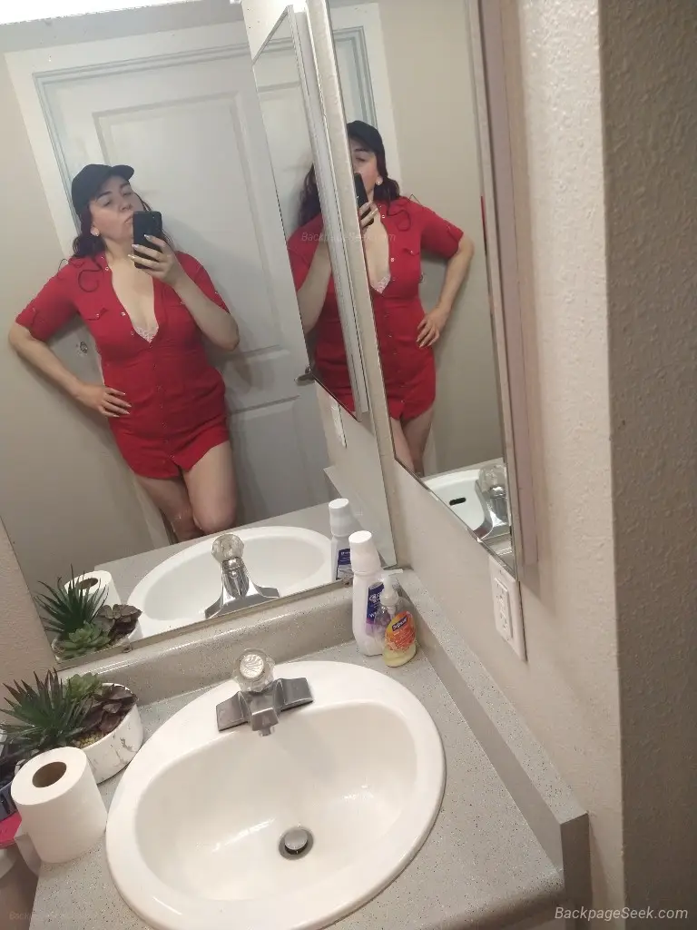 ts 200 100 functional top bottom y verstil in Seattle – Women Seeking Men photo 2