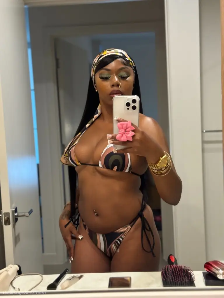 creamy hershey bar in Seattle – Women Seeking Men photo 4