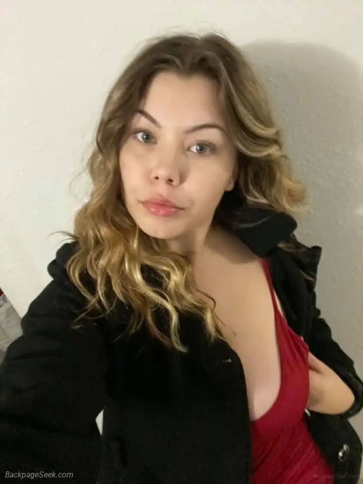 fun flrty busty blonde local girl in Seattle – Women Seeking Men photo 3