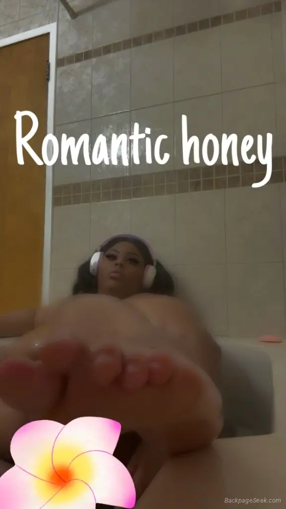 number one dick eater real pronstar facetime shows titty fuc... in South Jersey – Women Seeking Men photo 4