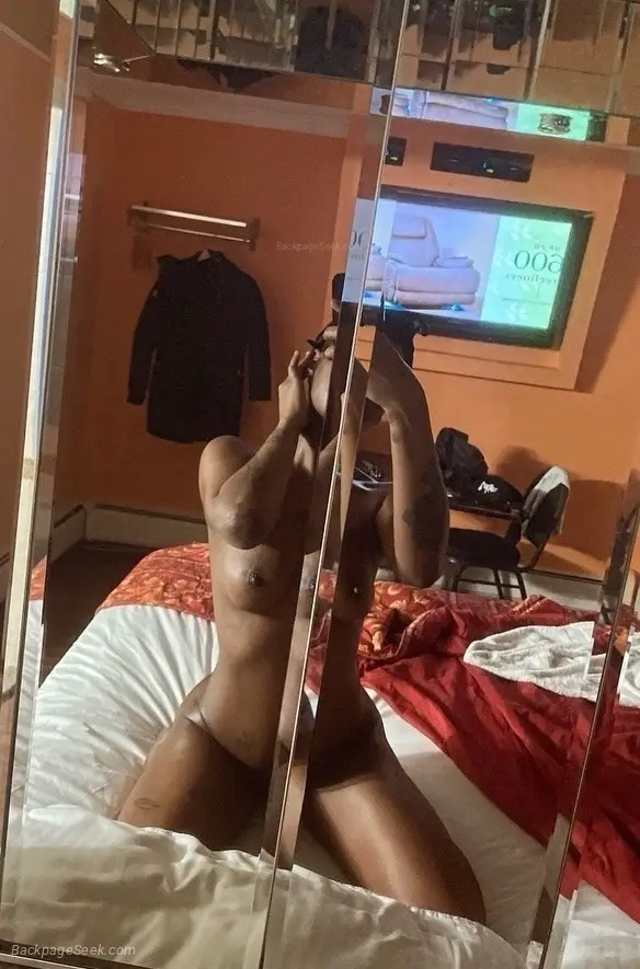 located in newark outcallls ONLY all holes AVAILABLE your in South Jersey – Women Seeking Men photo 4