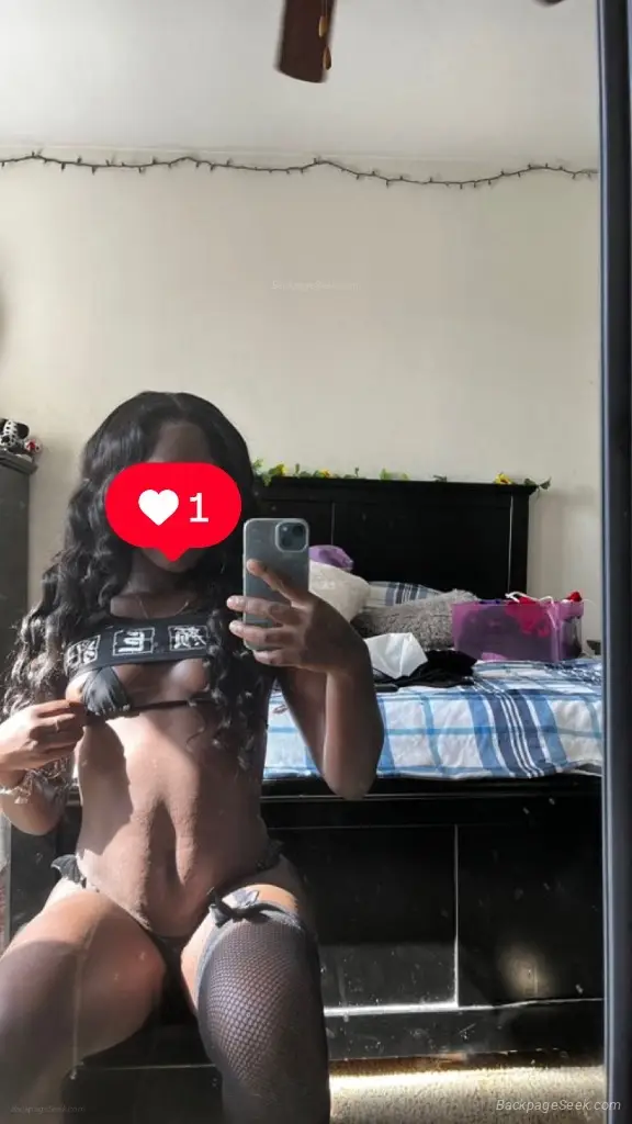 NEW GIRL Cosmic DEEPTHROAT- NO FULL SERVICE fetishes BlowJobs