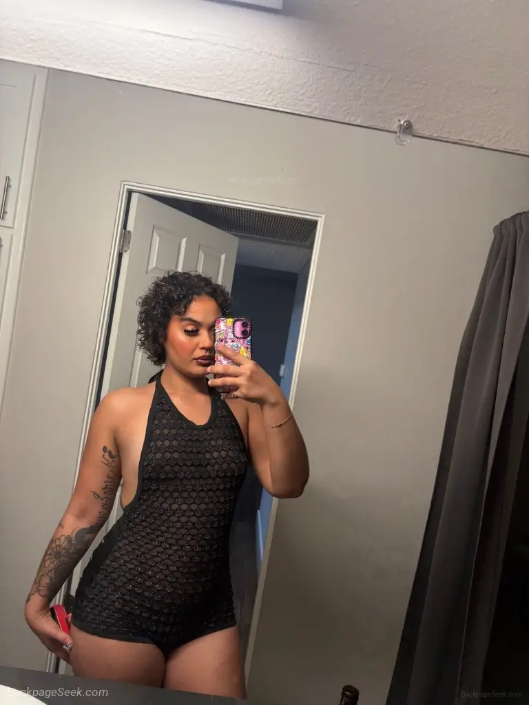 Pretty face Thick waist Call Miss FyNe Chyna the Baddest redbone