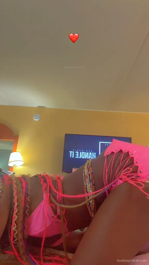 petite kitty in town cum make me Purr babyy in Southern Maryland – Women Seeking Men photo 4