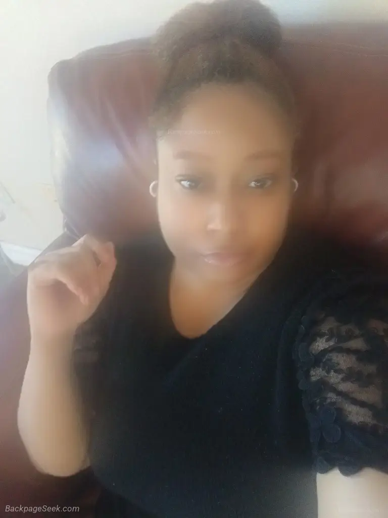 I AM NOT HERE TO JUST SUBMIT TO JUST SEX U GUYS HAVE OTHER in Southern Maryland – Women Seeking Men photo 2