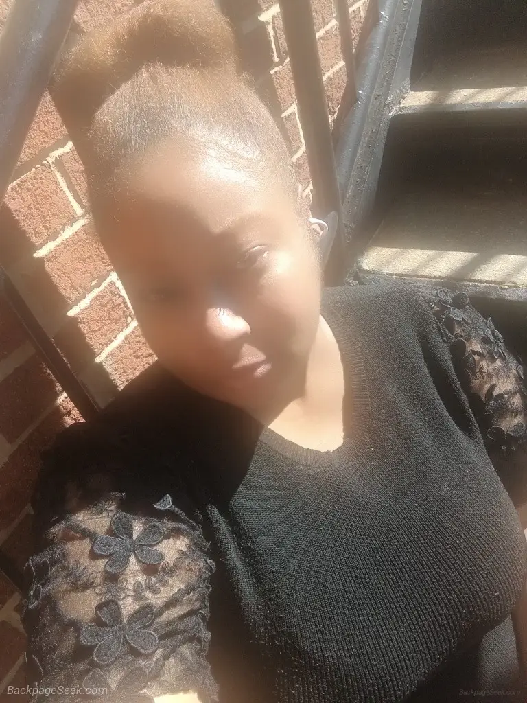 I AM NOT HERE TO JUST SUBMIT TO JUST SEX U GUYS HAVE OTHER in Southern Maryland – Women Seeking Men photo 3