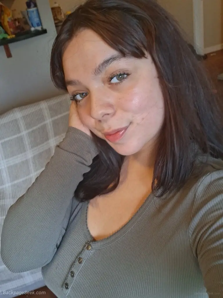 im available love all night and day time as wel in Tacoma – Women Seeking Men photo 6