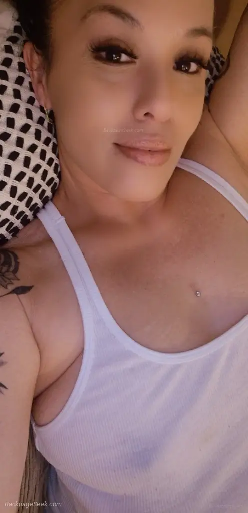 Sweet Complete Body Rub My place in Tacoma near 80th Pacific in Tacoma – Women Seeking Men photo 5