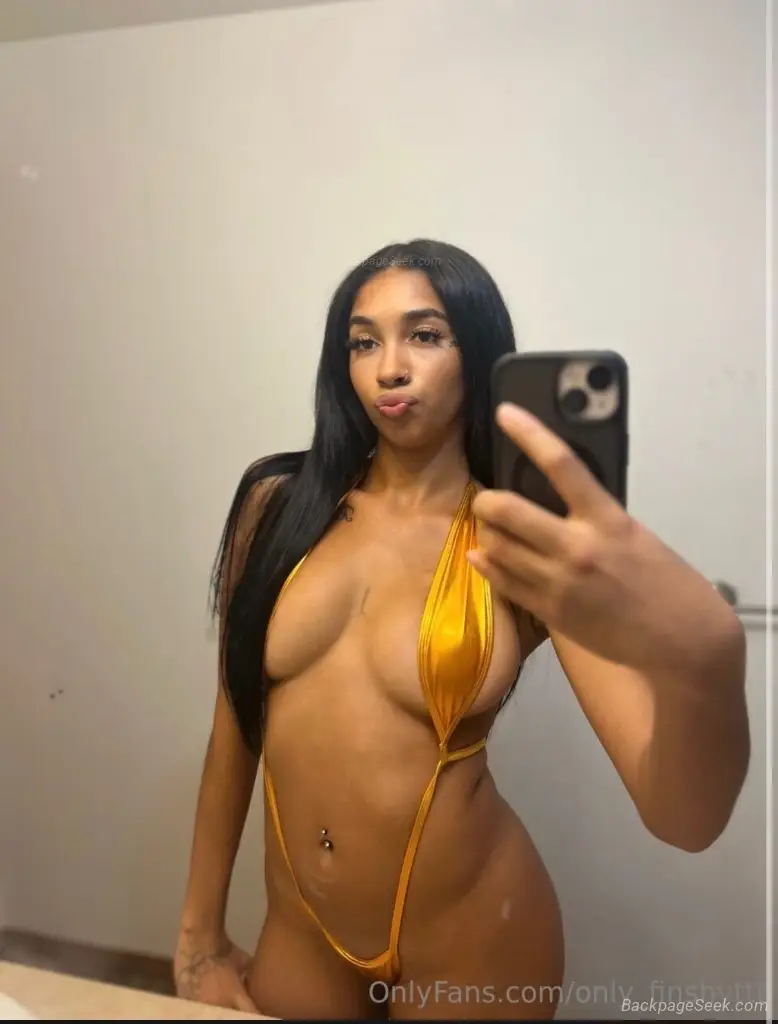 LIGHT CHOCOLATE PETITE TREAT in Tacoma – Women Seeking Men photo 2