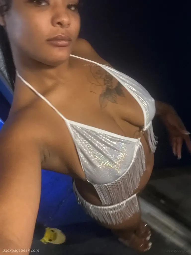 cum play with me im bored IN Tacoma for outcall and incalls... in Tacoma – Women Seeking Men photo 2