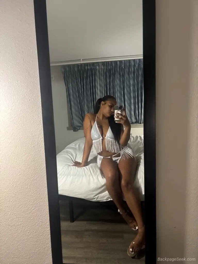 cum play with me im bored IN Tacoma for outcall and incalls... in Tacoma – Women Seeking Men photo 3