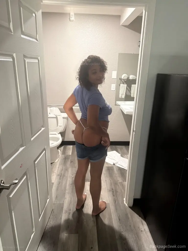 cum play with me im bored IN Tacoma for outcall and incalls... in Tacoma – Women Seeking Men photo 5