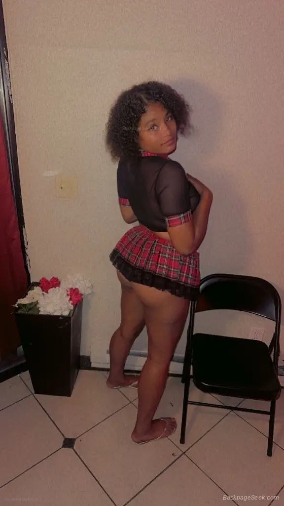 cum play with me im bored IN Tacoma for outcall and incalls... in Tacoma – Women Seeking Men photo 2