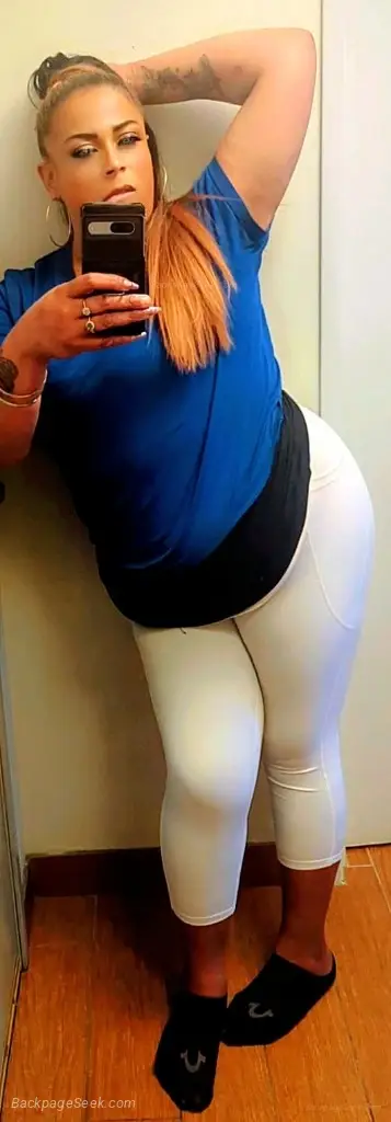 One Taste of HONEY You re Hooked Thick Black PR Beauty Class... in Tacoma – Women Seeking Men photo 3
