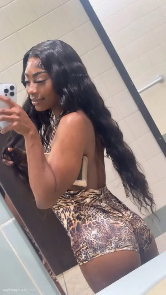 Freaky Deep throat wet pussy Goddness upscale luxury experie... in Tallahassee – Women Seeking Men photo 6