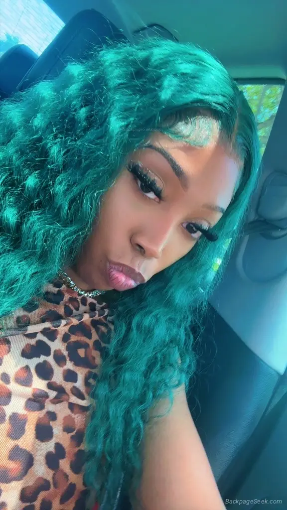 PRETTY PUSSY THROAT BABY