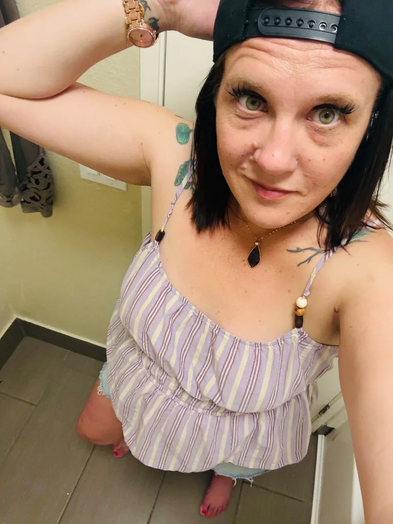 LETS HAVE SUM FUN WITH UR CUM Classy Sexy and Sensual Inviti... in Colorado Springs – Women Seeking Men photo 4