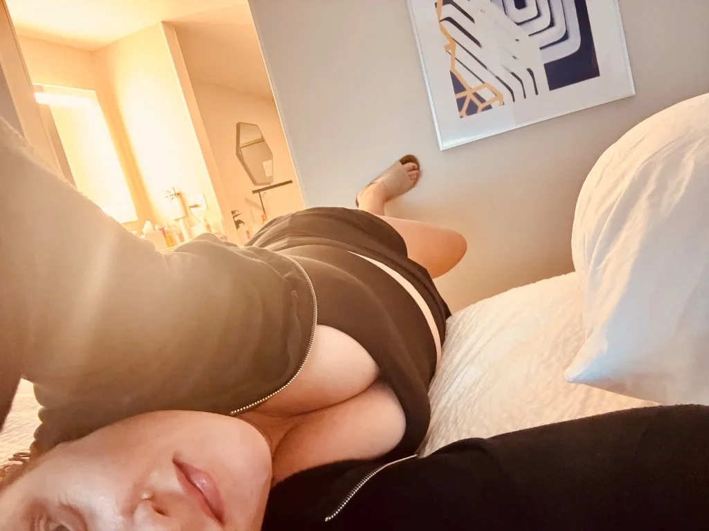 LETS HAVE SUM FUN WITH UR CUM Classy Sexy and Sensual Inviti... in Colorado Springs – Women Seeking Men photo 6