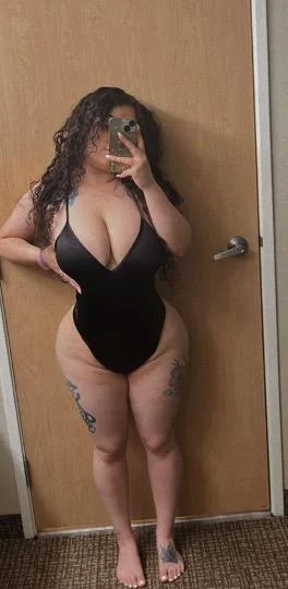 Wet And Ready To Play in Denver – Women Seeking Men photo 2