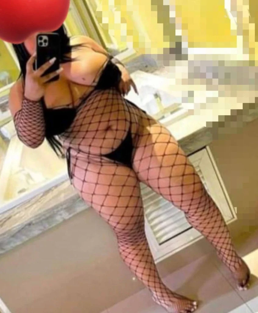 Latina nueva en el area in Denver – Women Seeking Men photo 4