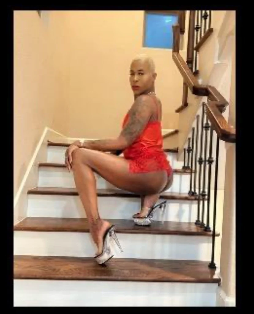 freaky massage barbie arriving 6pm in Denver – Women Seeking Men photo 3