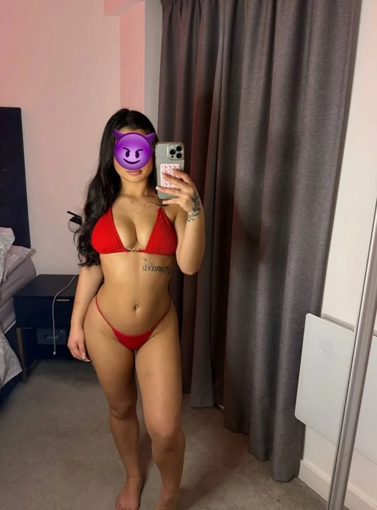 emma SOFII in Denver – Women Seeking Men photo 4