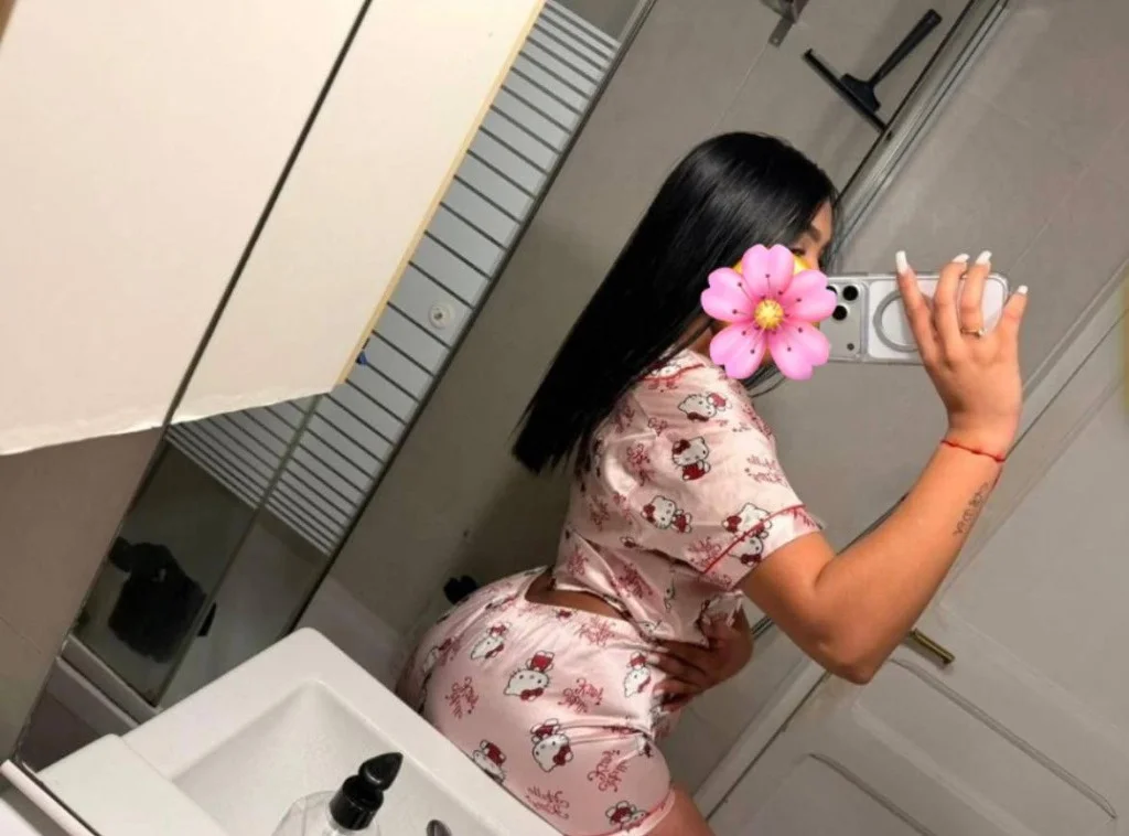 SOY LATINA DISPONIBLE 24-7 hago masajes bailes eroticos escr... in Fort Collins – Women Seeking Men photo 4