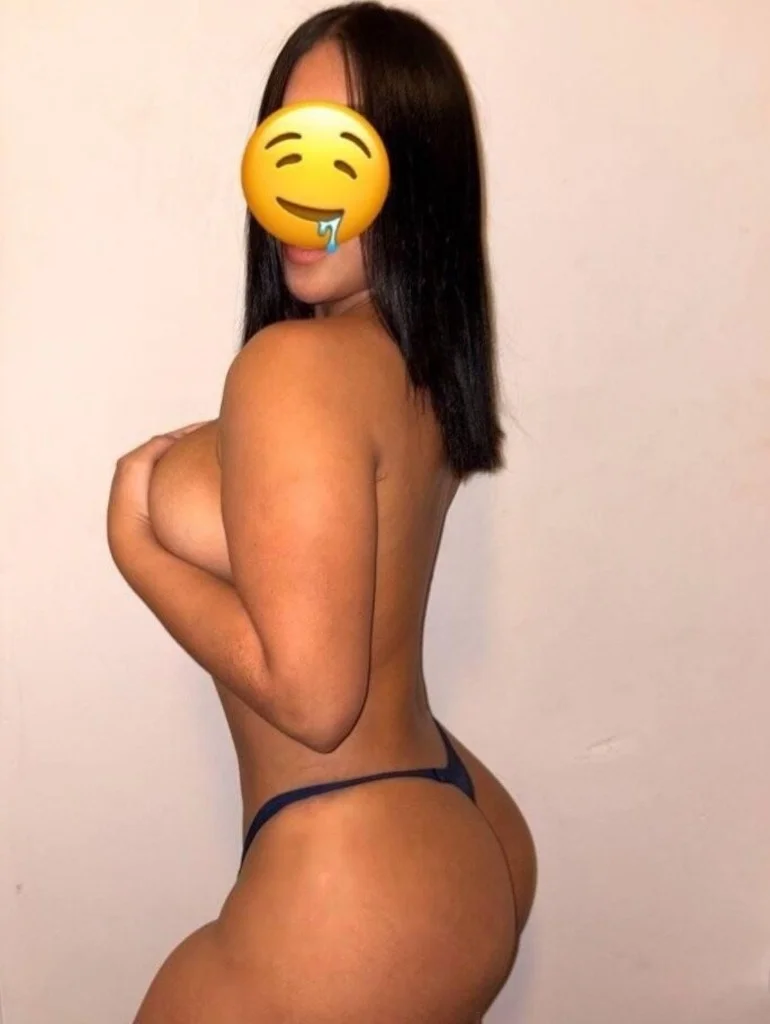 Latina in Fort Collins – Women Seeking Men photo 2