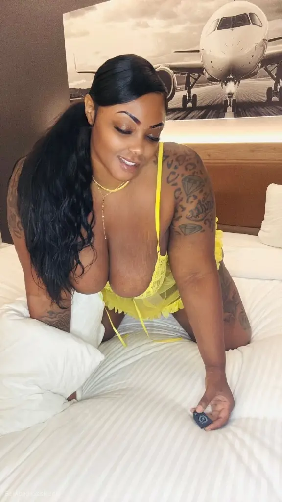 DONT Miss YOUR CHANCE NEW PICSS BIG MOMMA BACK CAN I B YOUR in Washington DC – Women Seeking Men photo 4