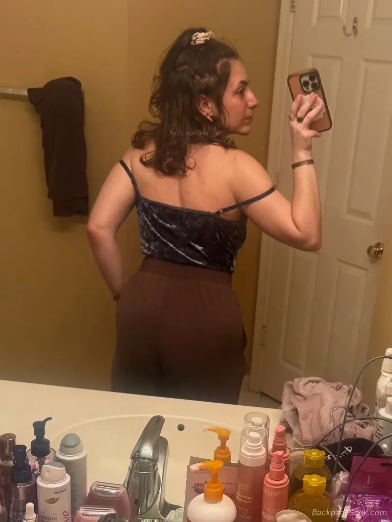 Lots of fun for both of us is the goal Outcall only must pro... in West Palm Beach – Women Seeking Men photo 3