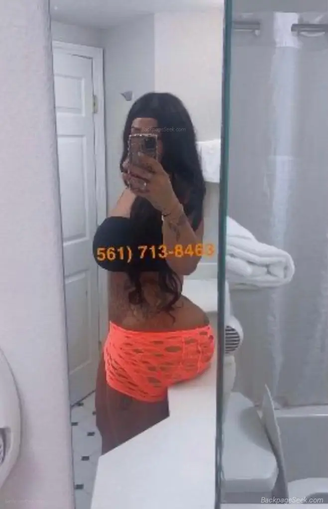 DEEP THROAT BIGG BOOTY FREAK