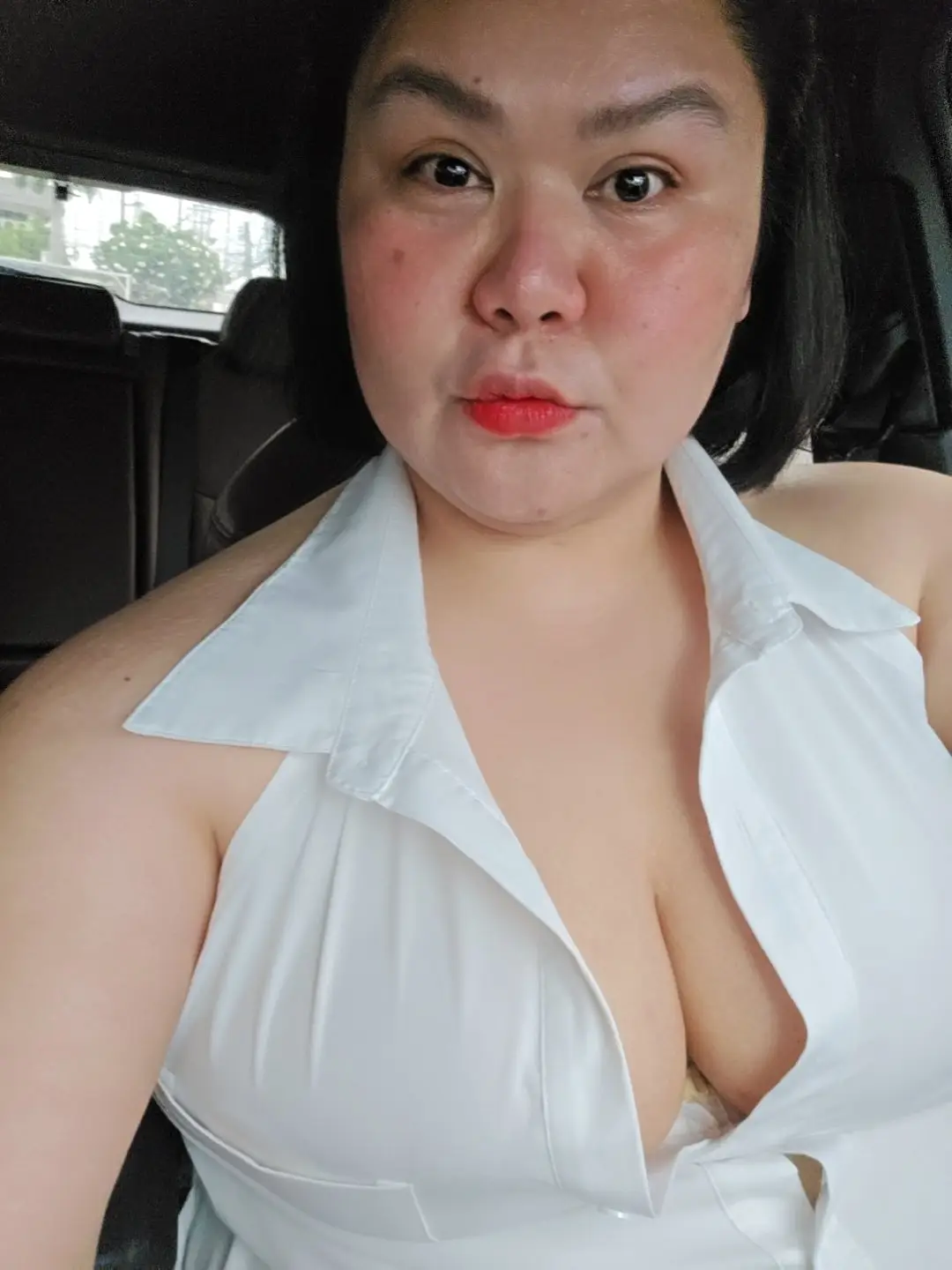 Body-to-Body Nuru by Horny Thai Angel in Pullman - Women Seeking Men