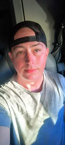 Seeking permanent move in girlfriends in Chattanooga - Men Seeking Women photo 3